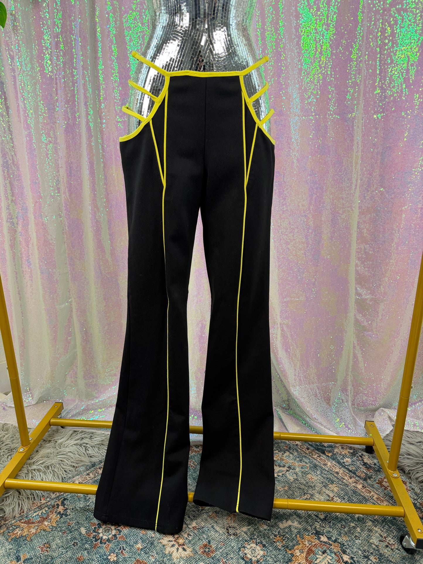 I.AM.GIA (S) ⚡🖤🌙 🪩 rave festival cyber y2k strappy flared black neon yellow pants (factory tagged: XS)