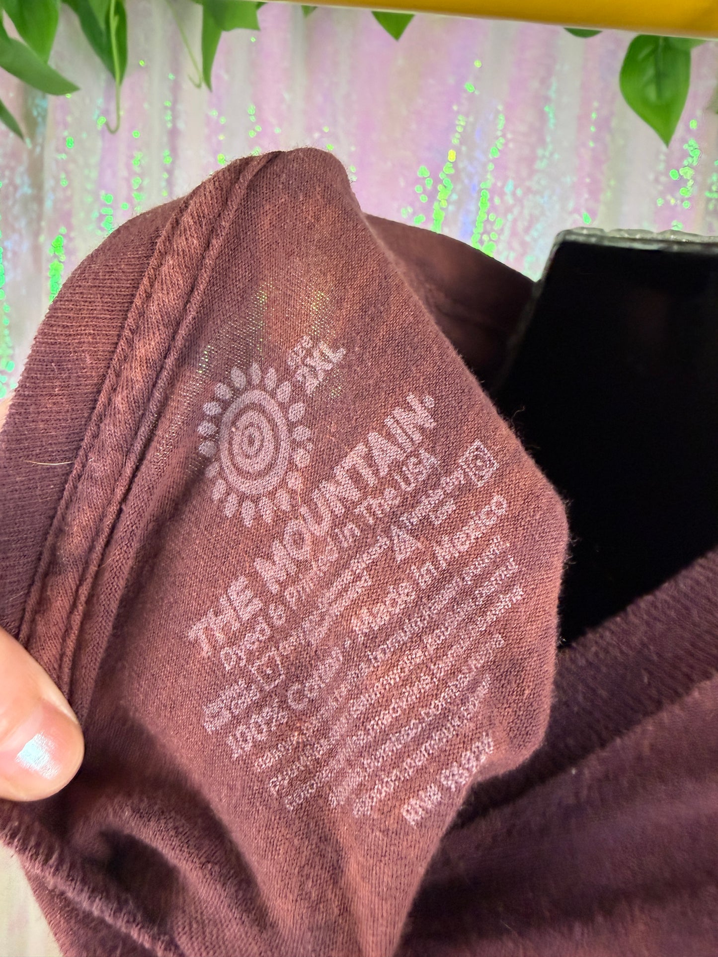The Mountain (XL+) 👣🌲🪵🏕️ Bigfoot Sasquatch graphic rusty brown acid wash t-shirt (factory tagged: XL)