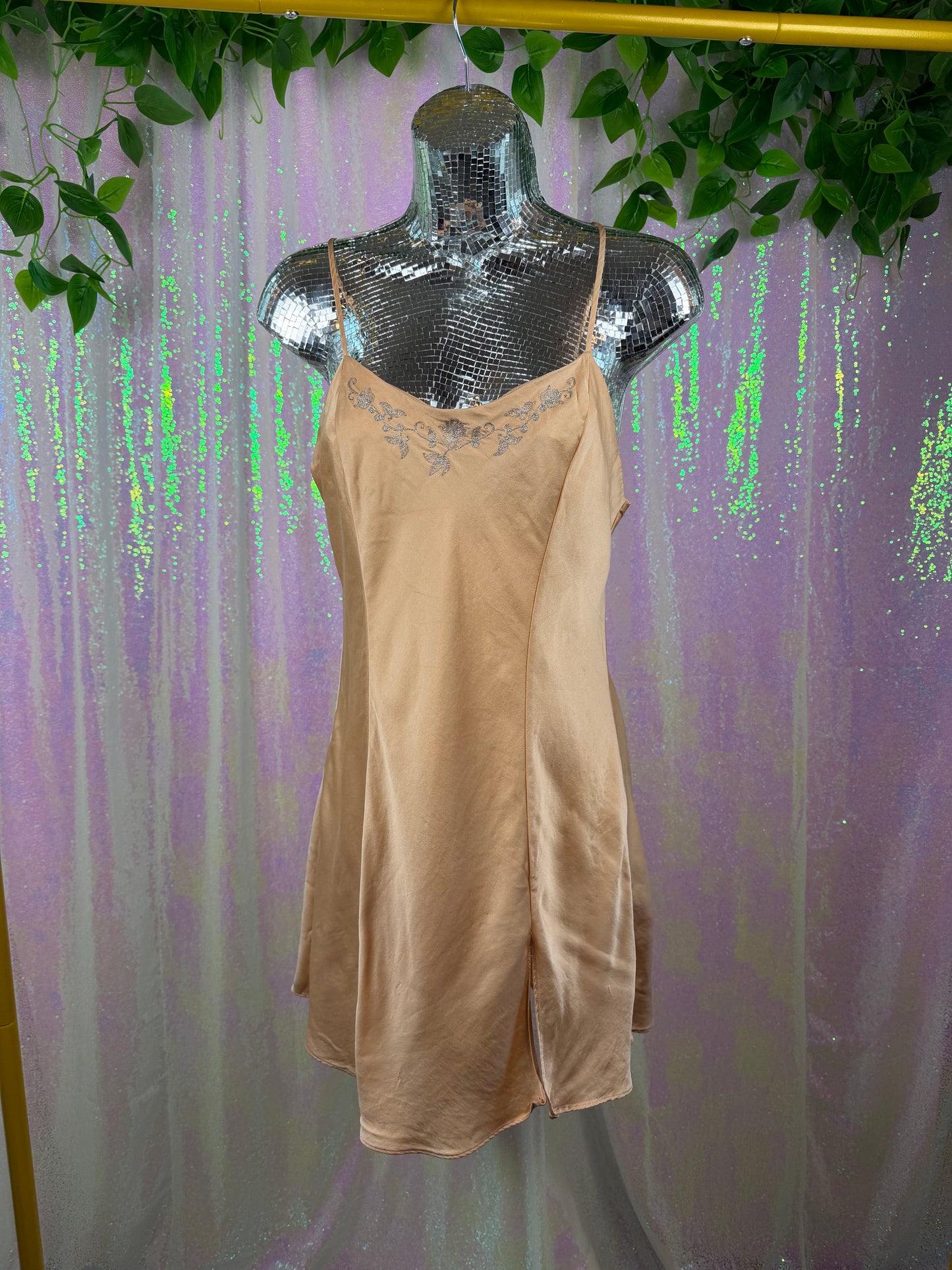 Victoria's Secret (M) 🥂✨🕊️🌙 satin slip lingerie champagne mini dress (factory tagged: M)