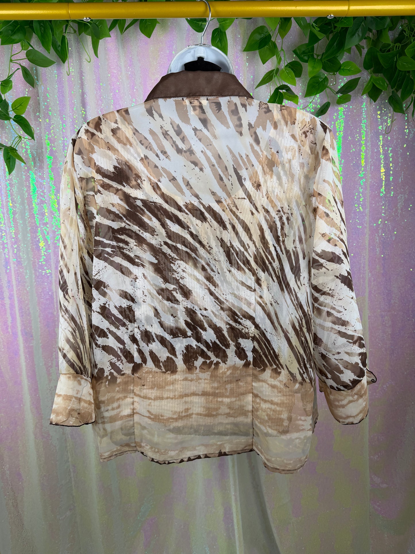 Nicola (M) 🤎🐆🍂🌾 animal print leopard sheer button-up tank top blouse combo (factory tagged: M)