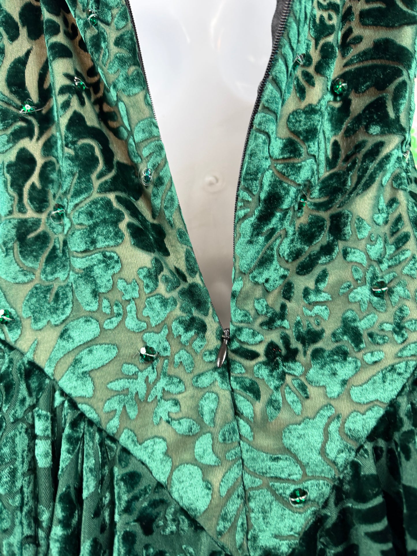 Citizen of Oz (S) 🌲✨🧚🍃💚🌿🕊️🎭🪩🌙 assistant to the wizard emerald green velvet burnout fairy skater dancer dress (factory tagged: N/A)