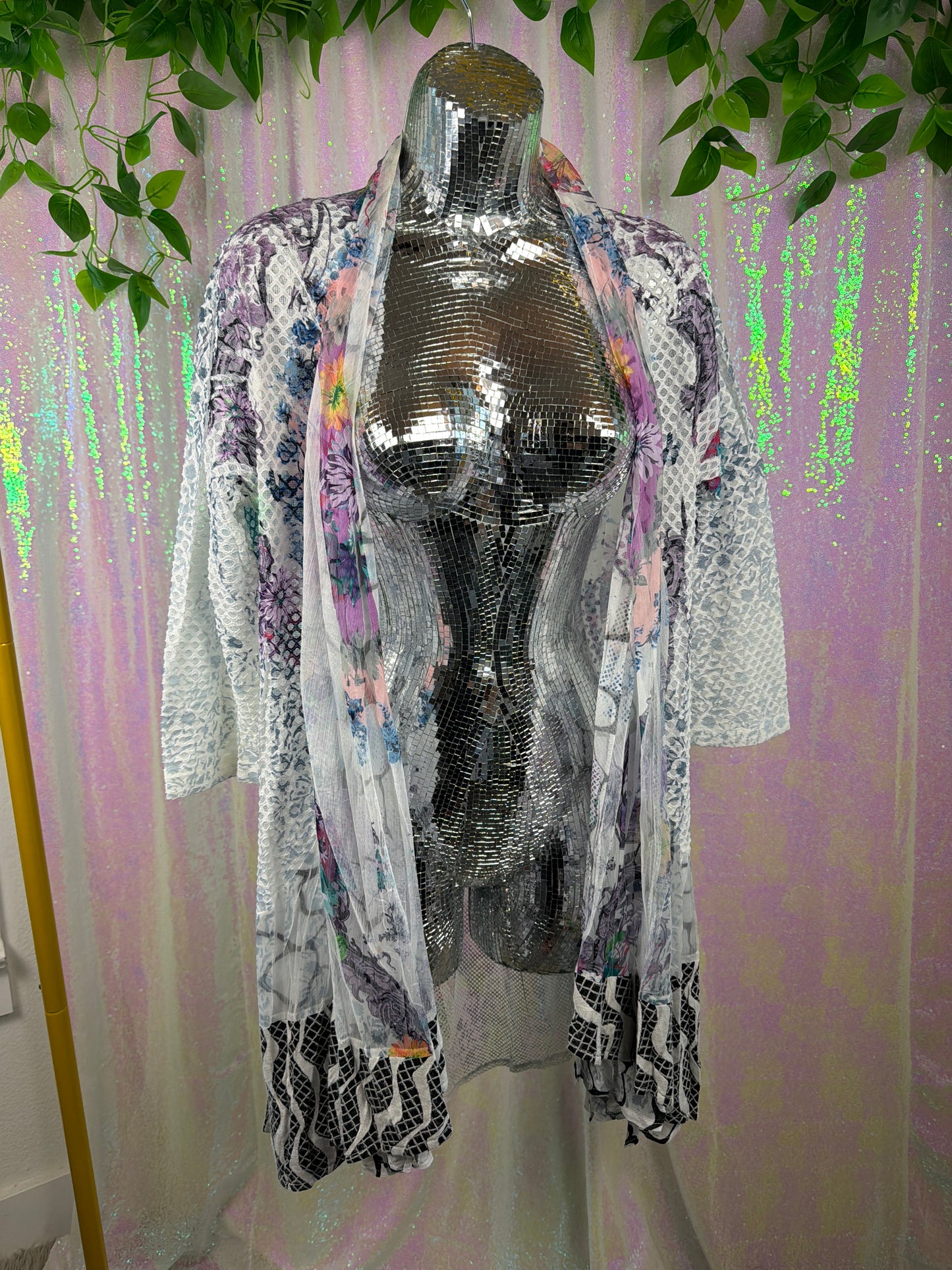 Kamana (M) 🌸🦋🌿🌼 sheer festival fractal mitosis floral mesh duster cardigan (factory tagged: M)