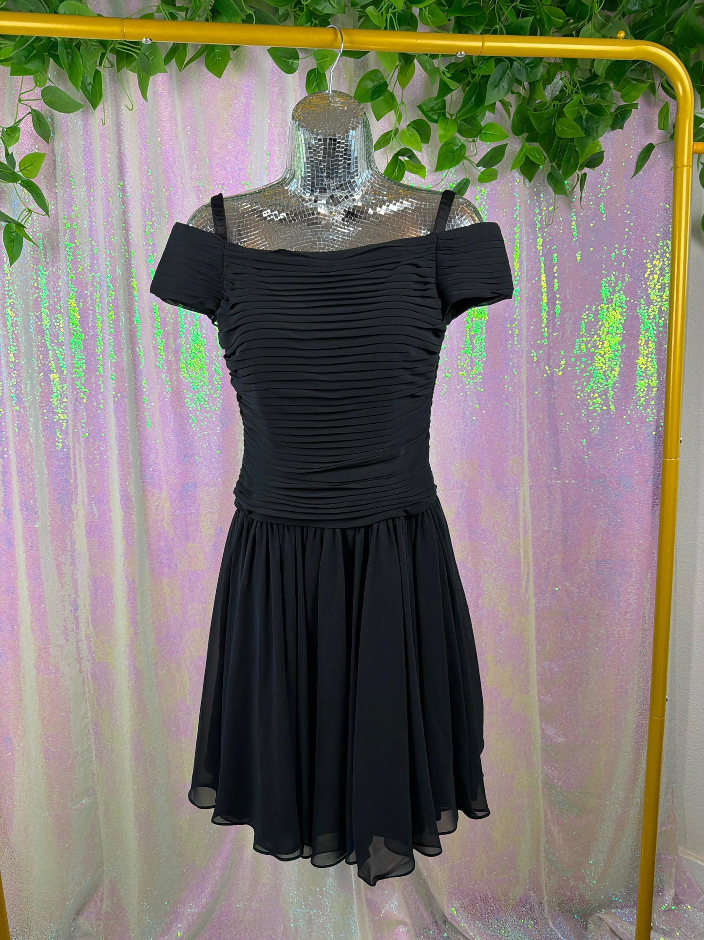 Sandra Dee's Closet (M) 🖤🌙✨🥀🕯️🎭🩰🦢🌹🍸 Grease girlie iconic black off-the-shoulder ruched chiffon dress romantic cocktail party (factory tagged: 2)