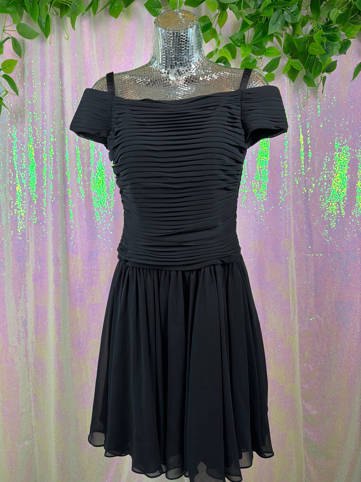Sandra Dee's Closet (M) 🖤🌙✨🥀🕯️🎭🩰🦢🌹🍸 Grease girlie iconic black off-the-shoulder ruched chiffon dress romantic cocktail party (factory tagged: 2)