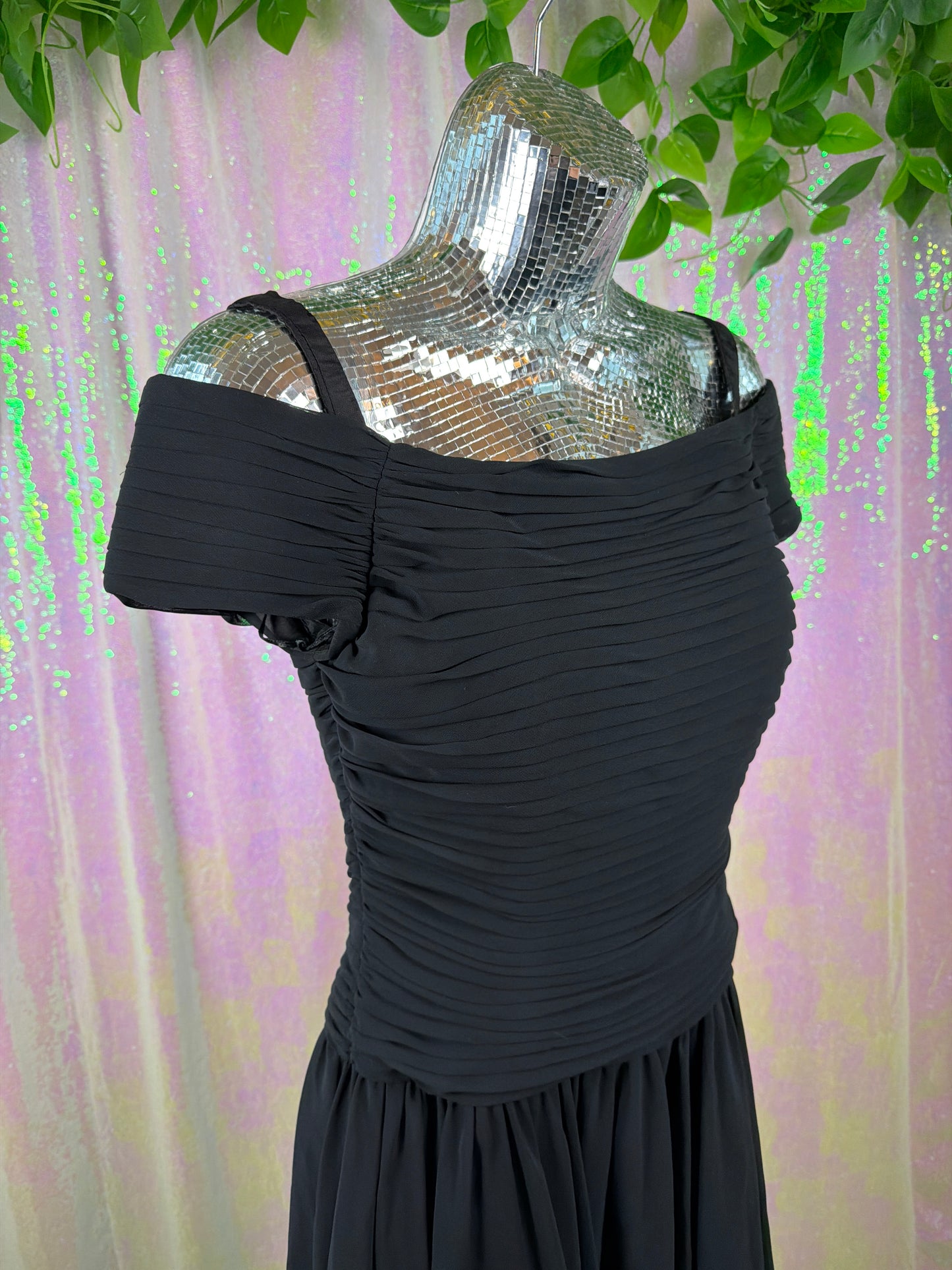 Sandra Dee's Closet (M) 🖤🌙✨🥀🕯️🎭🩰🦢🌹🍸 Grease girlie iconic black off-the-shoulder ruched chiffon dress romantic cocktail party (factory tagged: 2)