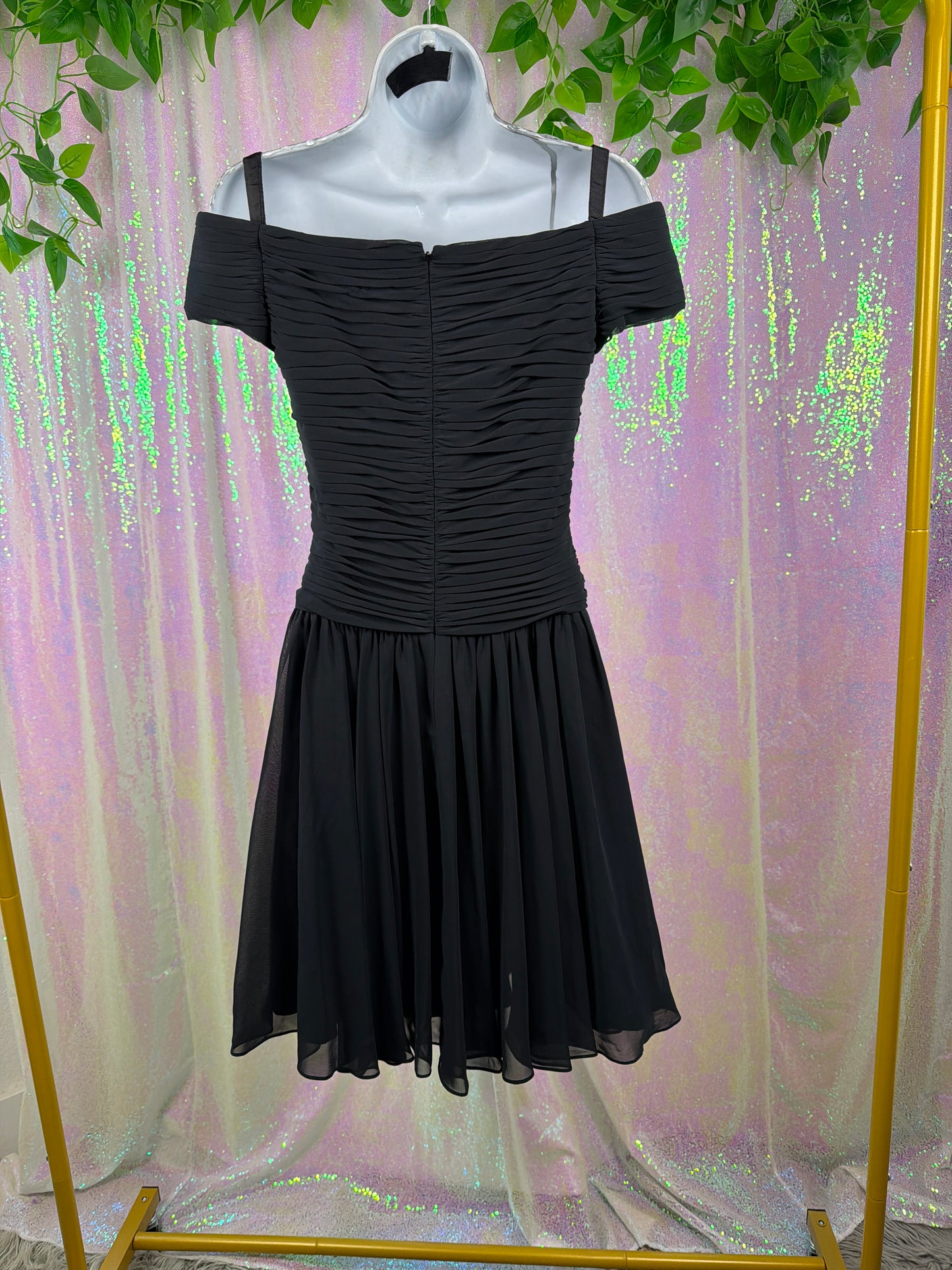 Sandra Dee's Closet (M) 🖤🌙✨🥀🕯️🎭🩰🦢🌹🍸 Grease girlie iconic black off-the-shoulder ruched chiffon dress romantic cocktail party (factory tagged: 2)