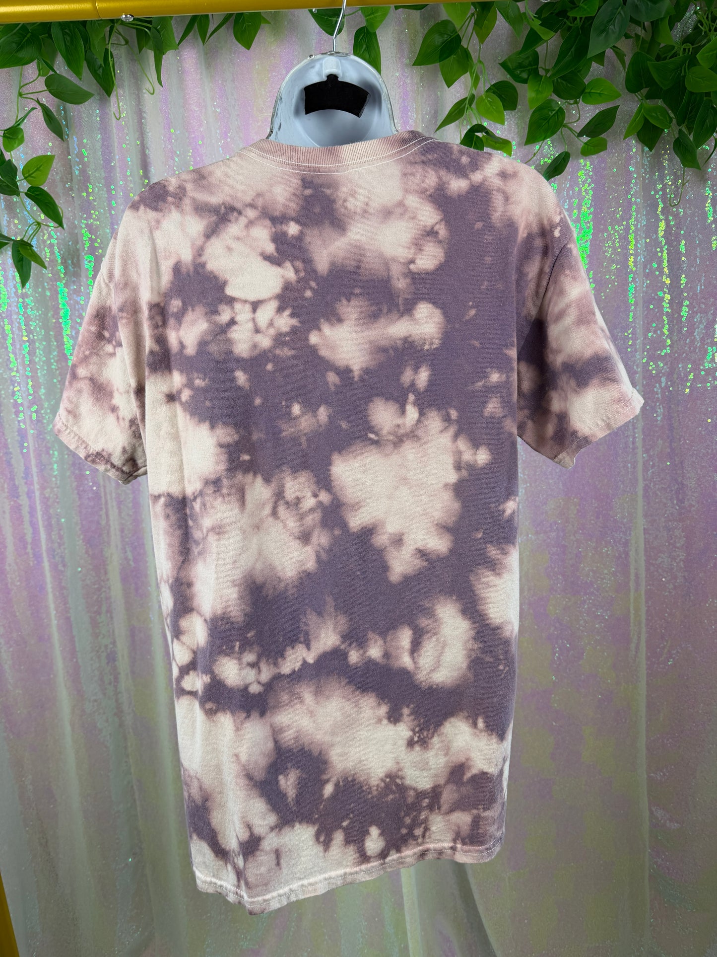 Bratz (M) 💜👑🎀💿 custom tie-dye purple bleach Y2K graphic iconic bratz dollz tee comfy streetwear (factory tagged: M)