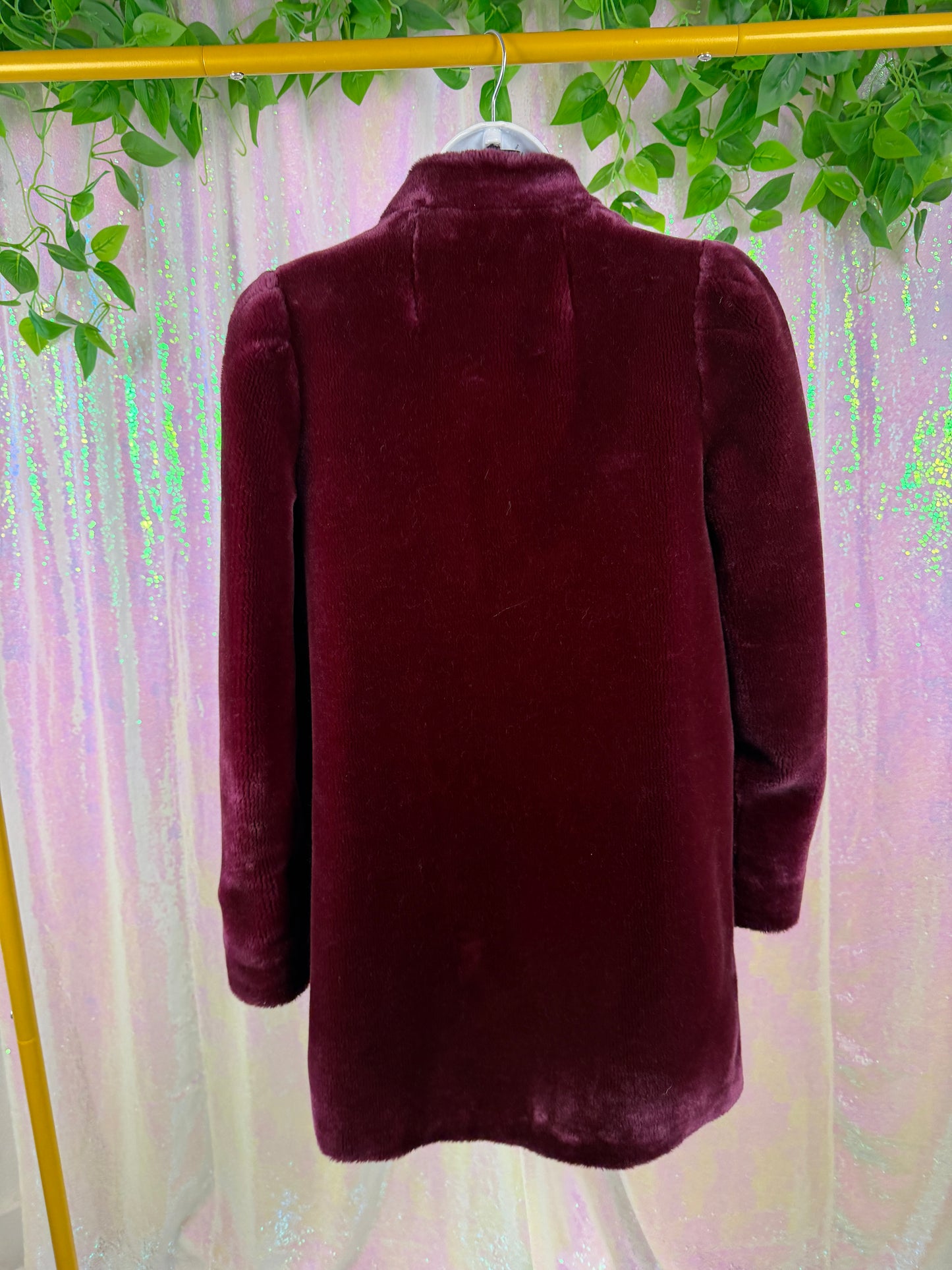 Casper (S) 🍷❤️🌹🍒 vintage maroon divorcé meets mistress faux fur coat button up jacket (factory tagged: N/A)