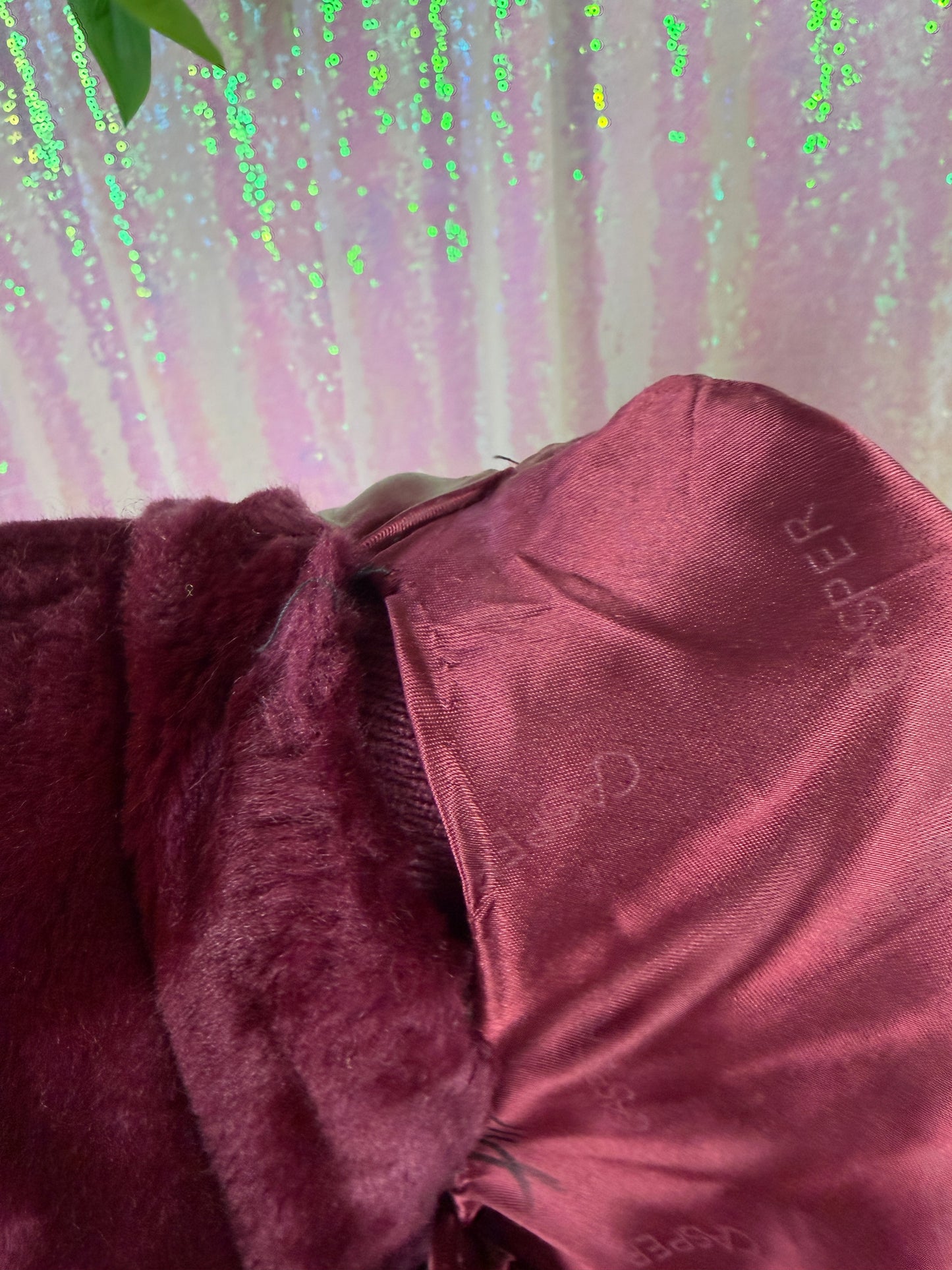 Casper (S) 🍷❤️🌹🍒 vintage maroon divorcé meets mistress faux fur coat button up jacket (factory tagged: N/A)