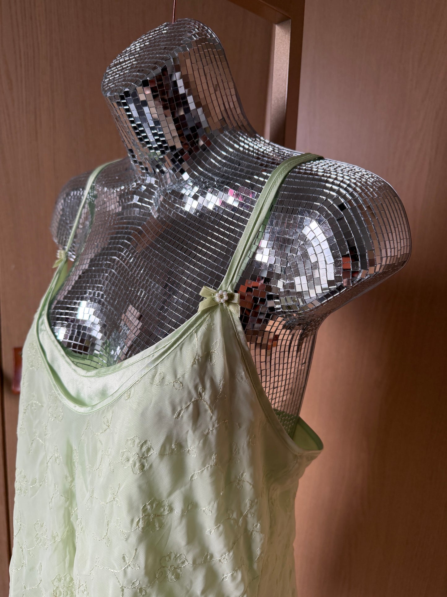 Private Luxuries (M) 💚🧚‍♀️✨🌿 y2k fairy floral embroidered double layered chiffon & silk slip dress with tiny pearl detailing, green, cream, white (factory tag: M)