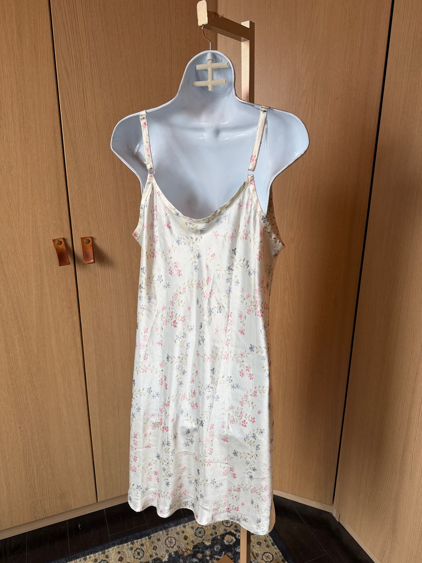 Gillian O’Malley (XL) 🌿🌸🌞💐 vintage mid 2010's y2k floral spring flower vine fairy silky satin lingerie night gown slip dress, cream, pink, yellow, white, green(factory tag: XL)