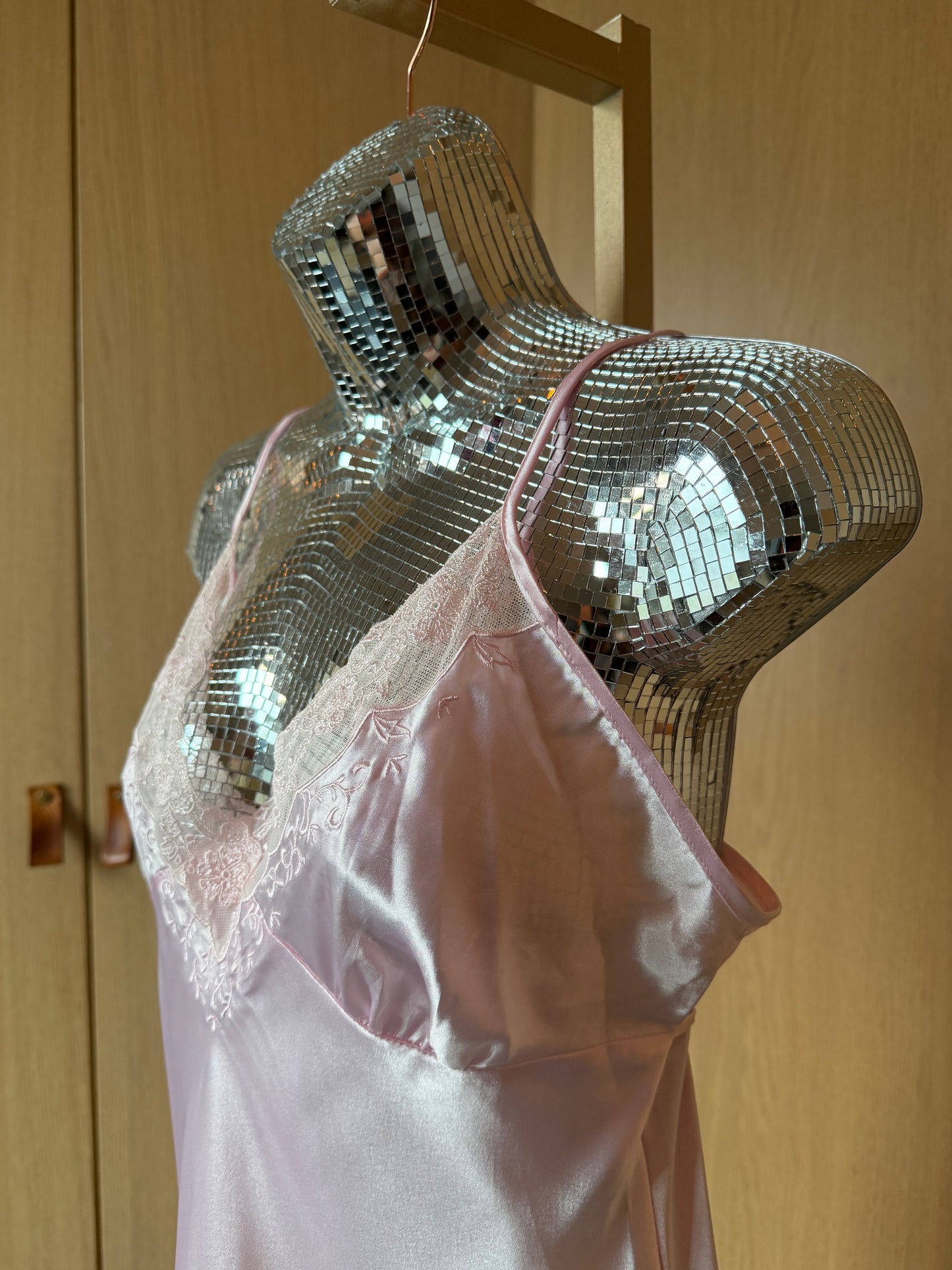 California Dynasty ~ Expressions (S) 💗⭐️🧚🌸 vintage late 90's early 2000's y2k soft blush fairy god mother maxi satin silky night gown slip dress, pink, cream (factory tag: S)