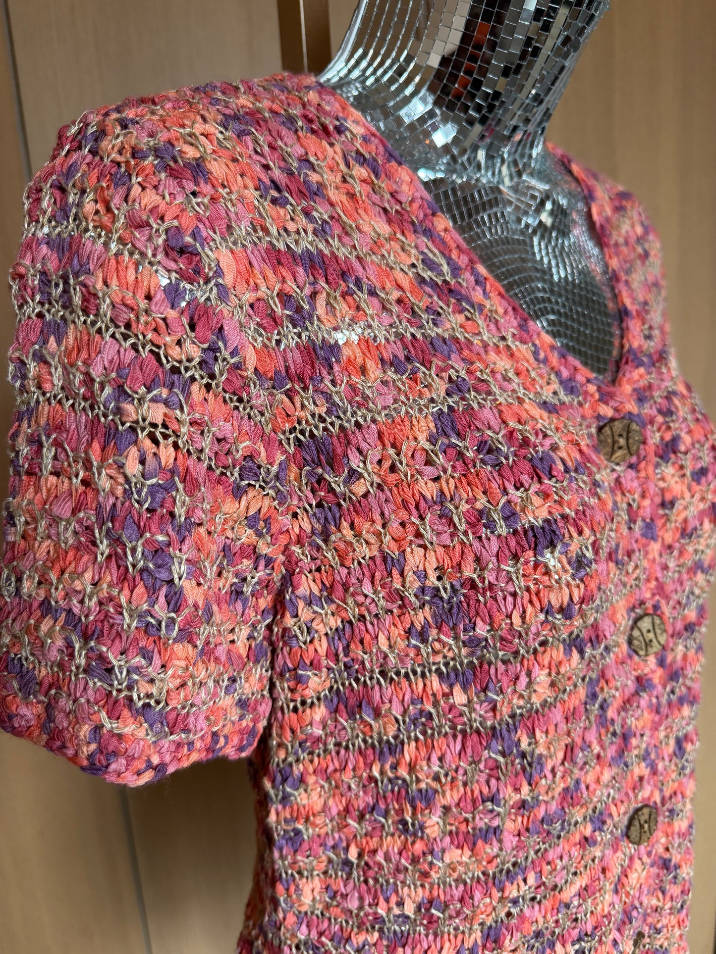 David Brooks (M) 🍓🎨🌺💗 vintage late 90's early 2000's hand knit pink and brown textured button down tee shirt, pink, brown (factory tag: M)