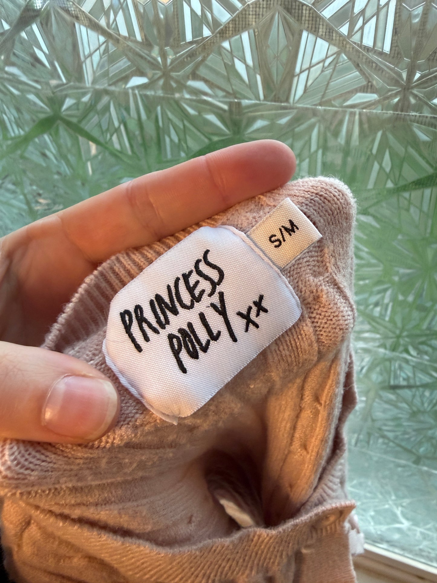 Half-Bag Value Bundle (S) 🌷💕🍓💞 bubble gum day dream sweat heart pink & magenta knit crop tops, beige