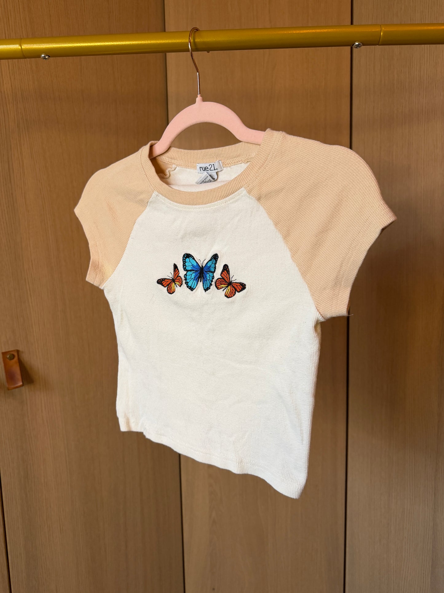 Half-Bag Value Bundle (S) 🌷💕🍓💞 bubble gum day dream sweat heart pink & magenta knit crop tops, beige