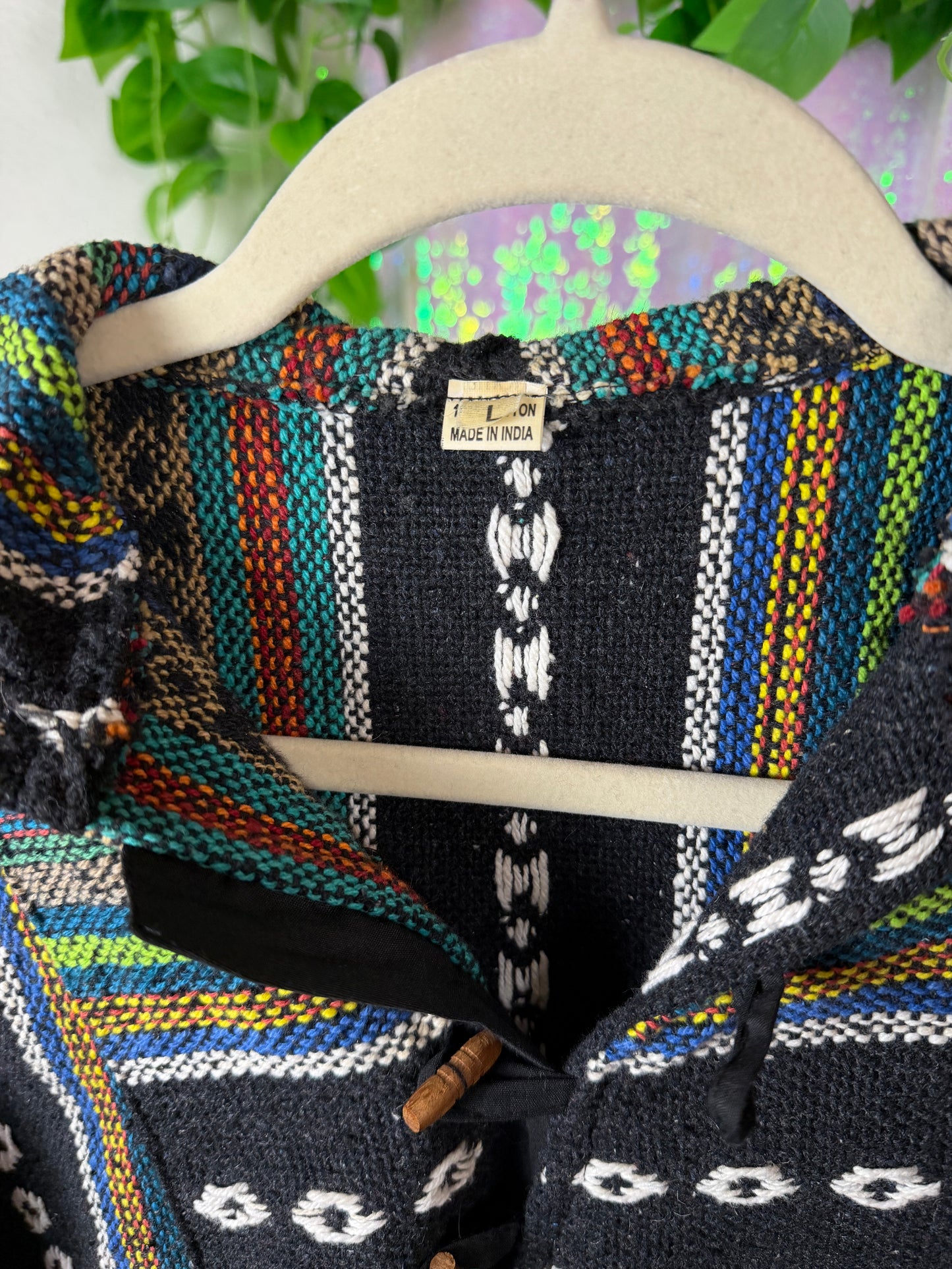 Full-Bag Value Bundle (L) 🌿🧡🌀🐆 earthbound comfort warm neutral chiller, woven striped drug rug, super soft extra fuox cashmere  long t-shirt, playful ivory (factory tagged: L & XL)