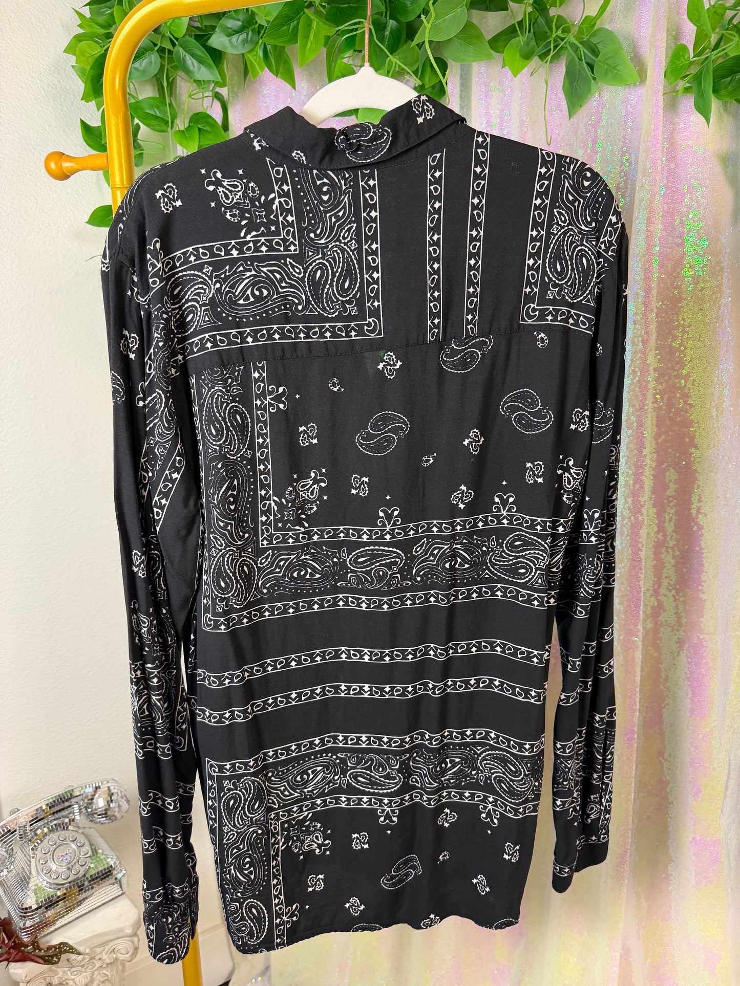 Full-Bag Value Bundle (L) 🖤🔥🪩🌙 local dive bar smoke section hero trio, orange and black flannel hoodie, black bandana long sleeve button down, & black & cream funky button down t-shirt (factory tagged: L)