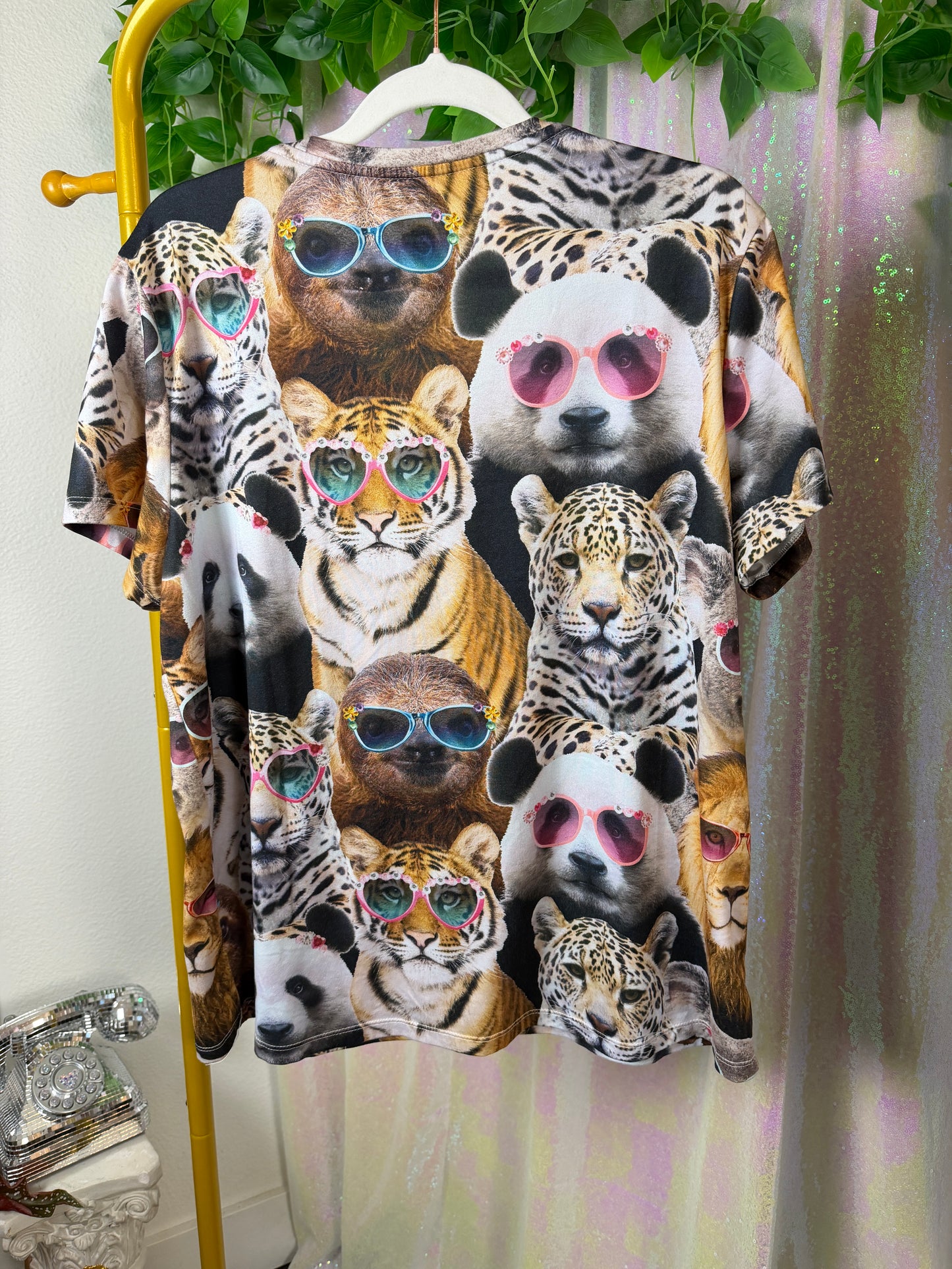 Full-Bag Value Bundle (M) 🐾🌴🌀🌙 Jackie Moon Flit Tropics festival camper comfy cozy cat and dog PJ set and tie dye white and black sweatshirt (factory tagged: M &L)