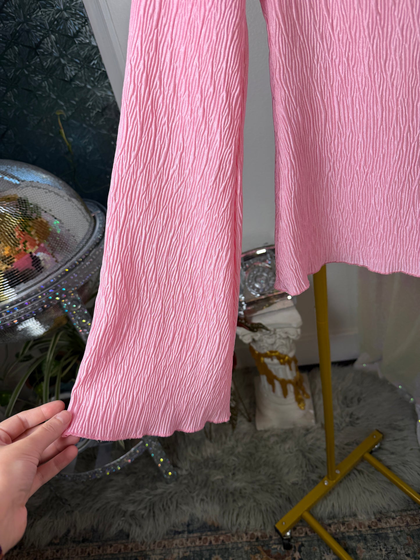 Half-Bag Value Bundle (M) 💗🎀🖤🌸 black pink and silver blush rose floral sheer mesh flowy goodness festival boho queen slips and flare crop button down blouse (factory tagged: M)