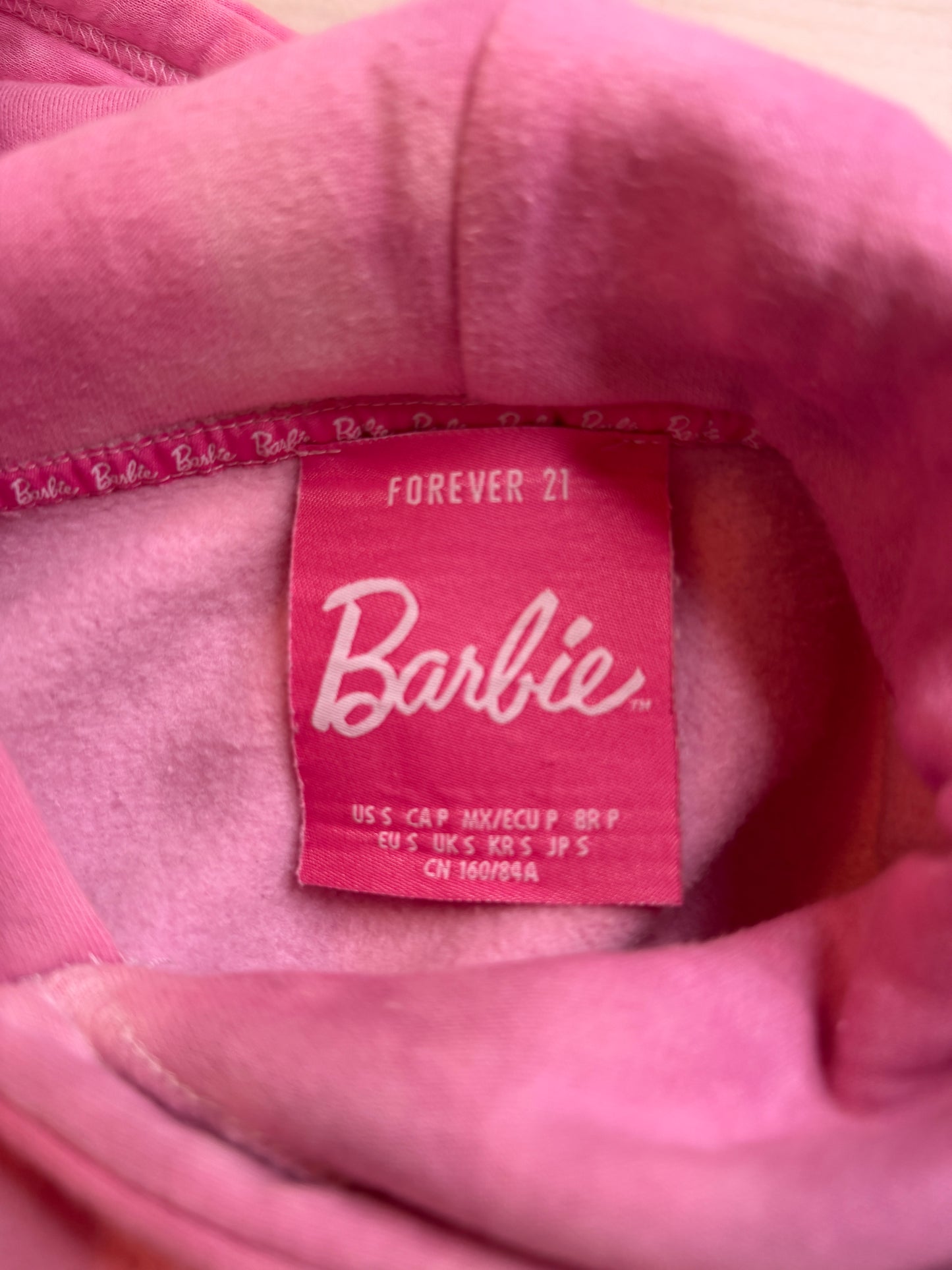 Full-Bag Value Bundle (M) 🌸💗🎀💞 barbie pink dream lounge set comfy cozy raver afters girlie chill time, pink tie dye sweatshirt, athletic chain link sweatpants, pink mesh crop top (factory tagged: S & M)