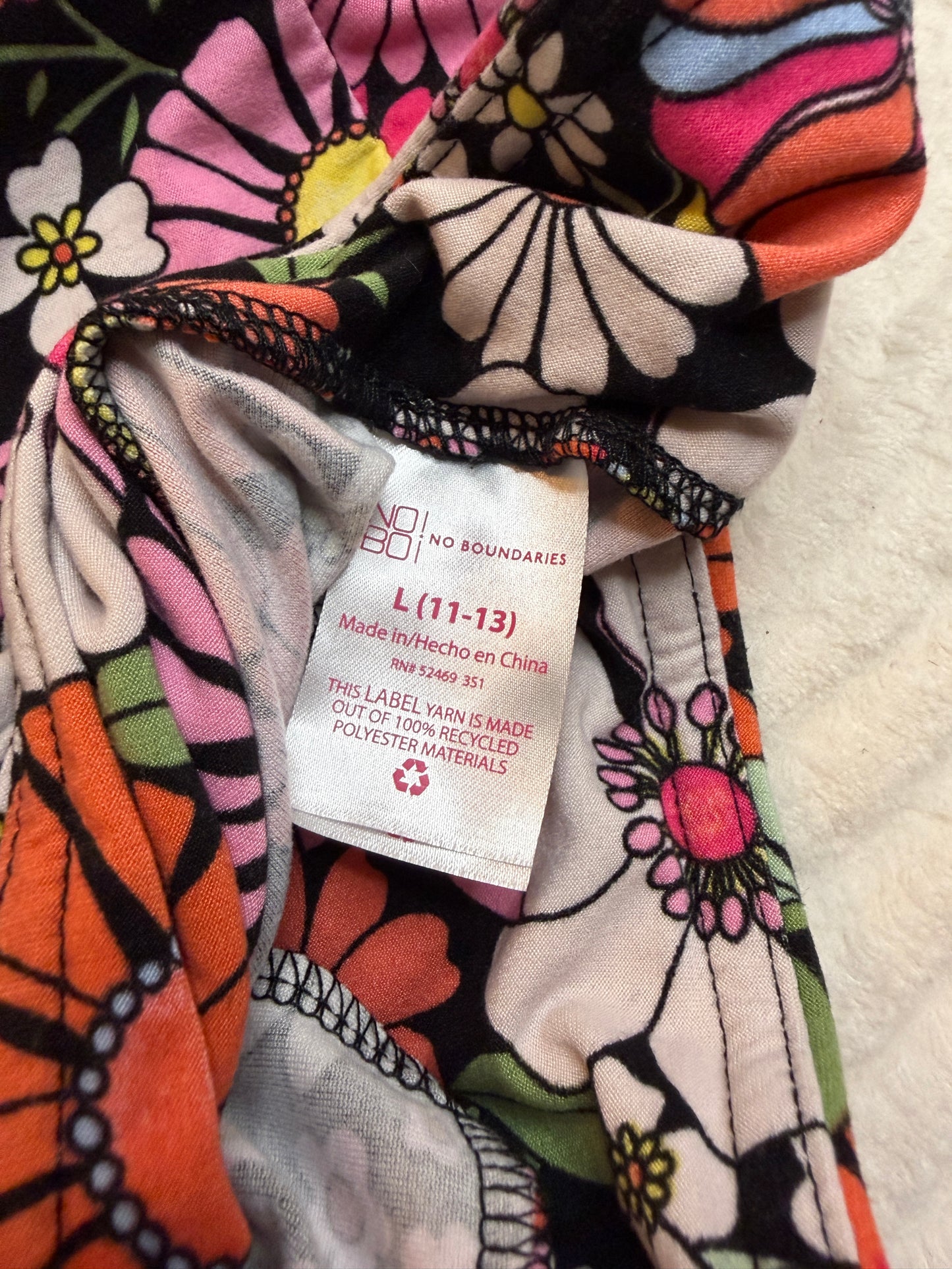 Full-Bag Value Bundle (M) 🌼🐉💙🌸 retro floral comfy cozy camper sunset survivor festival wind down blue quilted lounge set, flower power red and pink flare pants, black dragon crop top