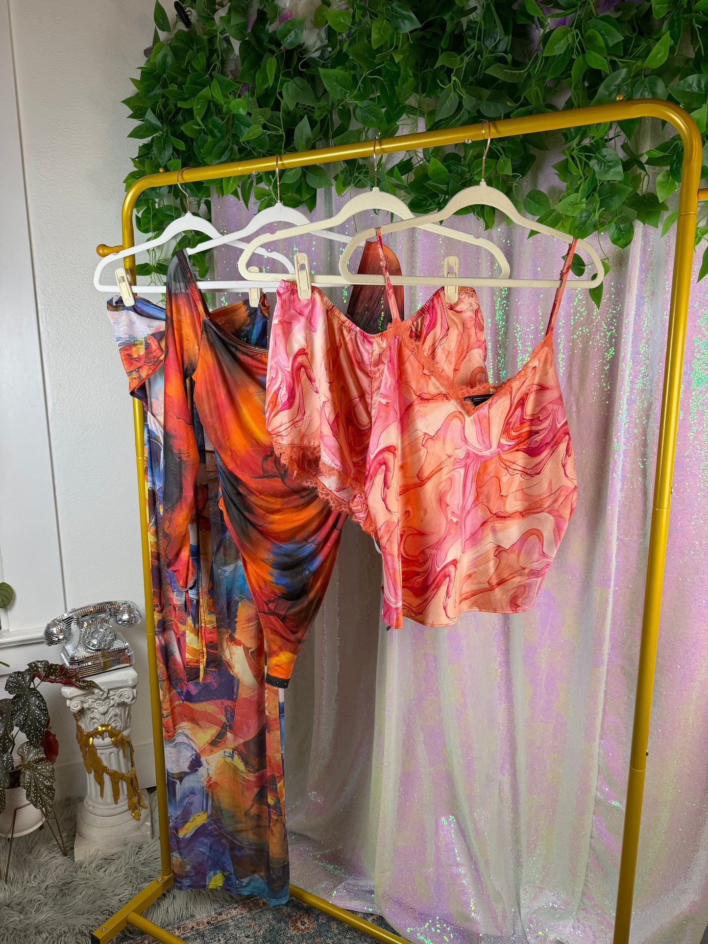 Quarter-Bag Value Bundle (L) 🍑🌸💗🔥 sunset flame red blue pink marble swirl mesh rave club party and silky dreams (factory tagged: M & L)