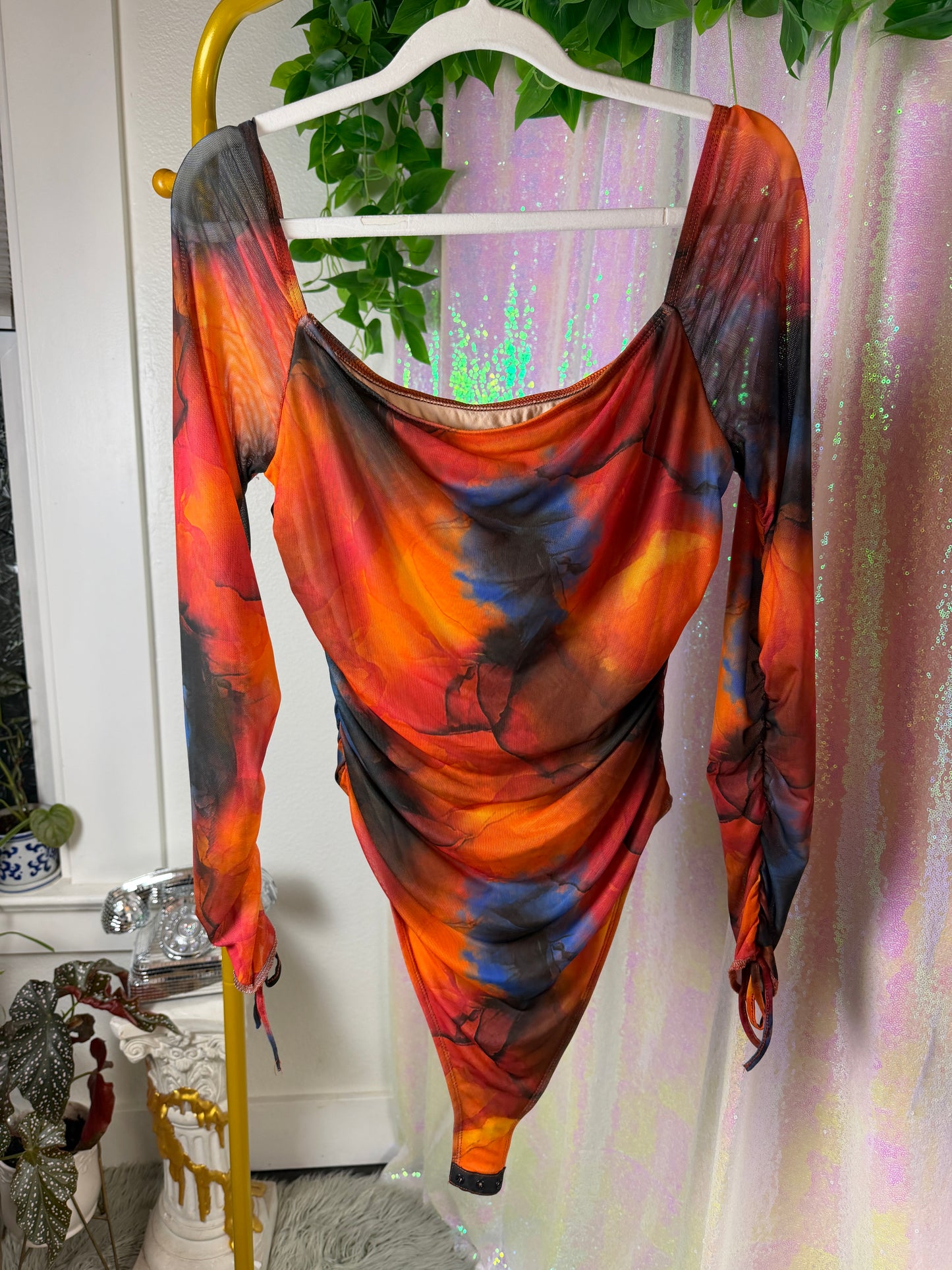 Quarter-Bag Value Bundle (L) 🍑🌸💗🔥 sunset flame red blue pink marble swirl mesh rave club party and silky dreams (factory tagged: M & L)