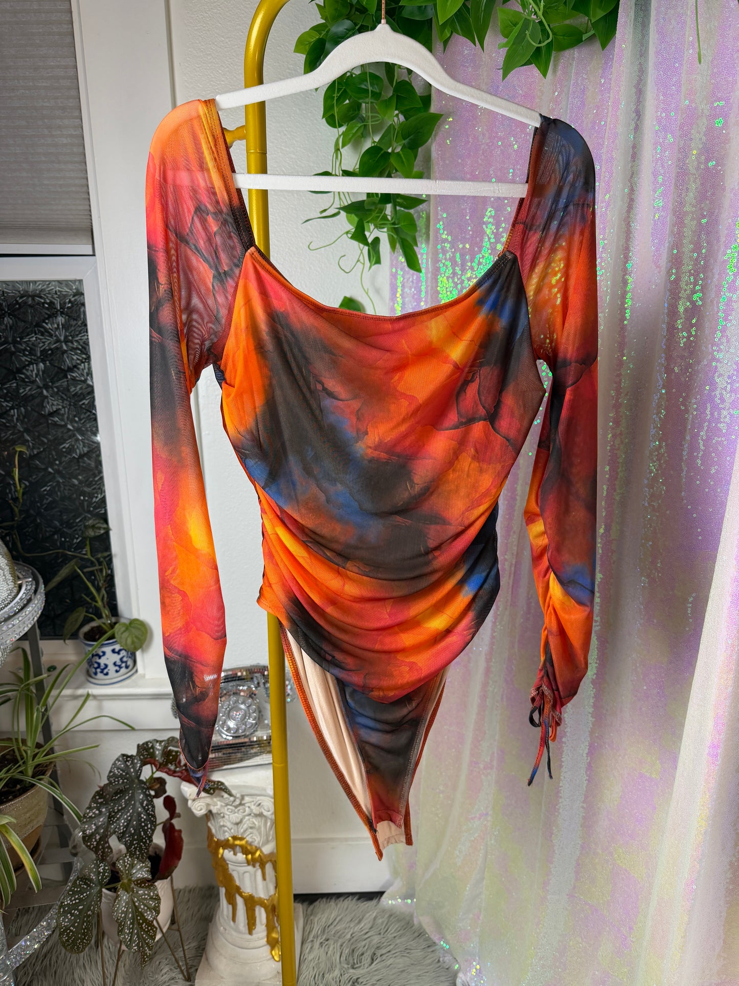 Quarter-Bag Value Bundle (L) 🍑🌸💗🔥 sunset flame red blue pink marble swirl mesh rave club party and silky dreams (factory tagged: M & L)