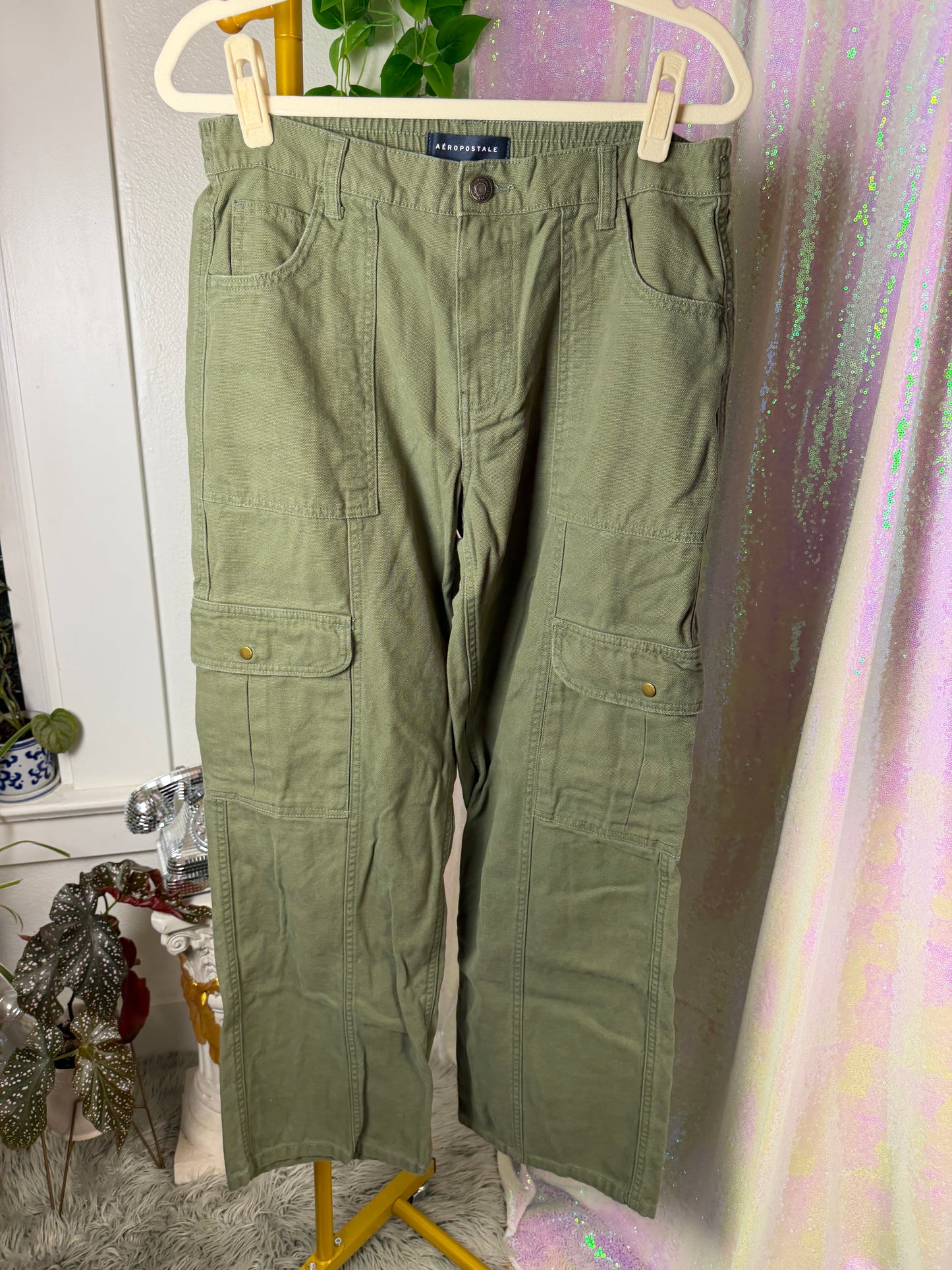 Full-Bag Value Bundle (M) 🌿🍯☕🍂 earthy fairy bard cottagecore studious milk maiden brown, cream knit crochet draw string crop tops and green cargo pants (factory tagged: 6, M, S)