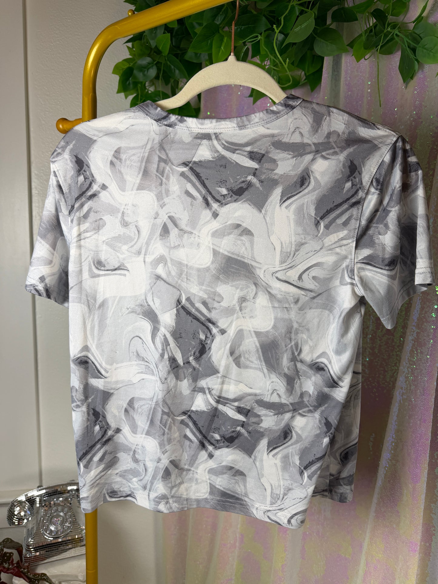 Full-Bag Value Bundle (M) 🌿🐆🌫️🍒 steamy jungle explorer brown and black cheetah print, gray rhinestoned cross t-shirt, green athletic long sleeve crop top, acid swirl gray and white t shirt, berry burgundy cargo pants (factory tagged: M)