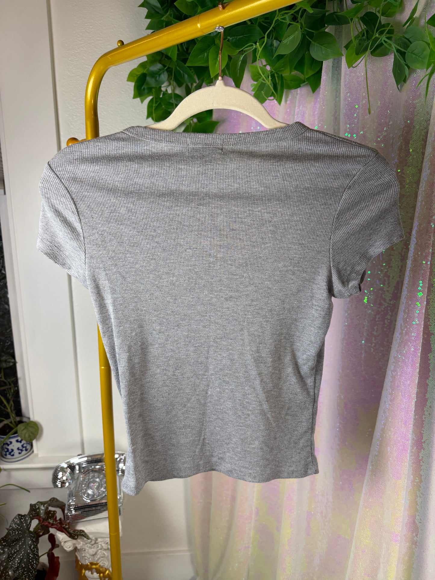 Full-Bag Value Bundle (M) 🌿🐆🌫️🍒 steamy jungle explorer brown and black cheetah print, gray rhinestoned cross t-shirt, green athletic long sleeve crop top, acid swirl gray and white t shirt, berry burgundy cargo pants (factory tagged: M)