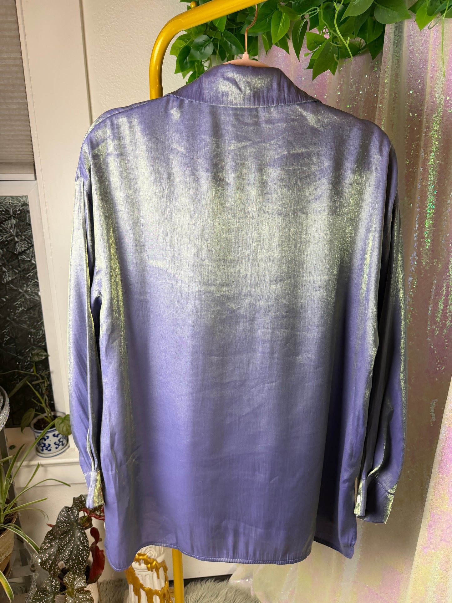 Half-Bag Value Bundle (M) 🪞🖤💠🧊 silky shimmer icy purple and mint floral metallic satiny button downs and tank tops (factory tagged: tagless)