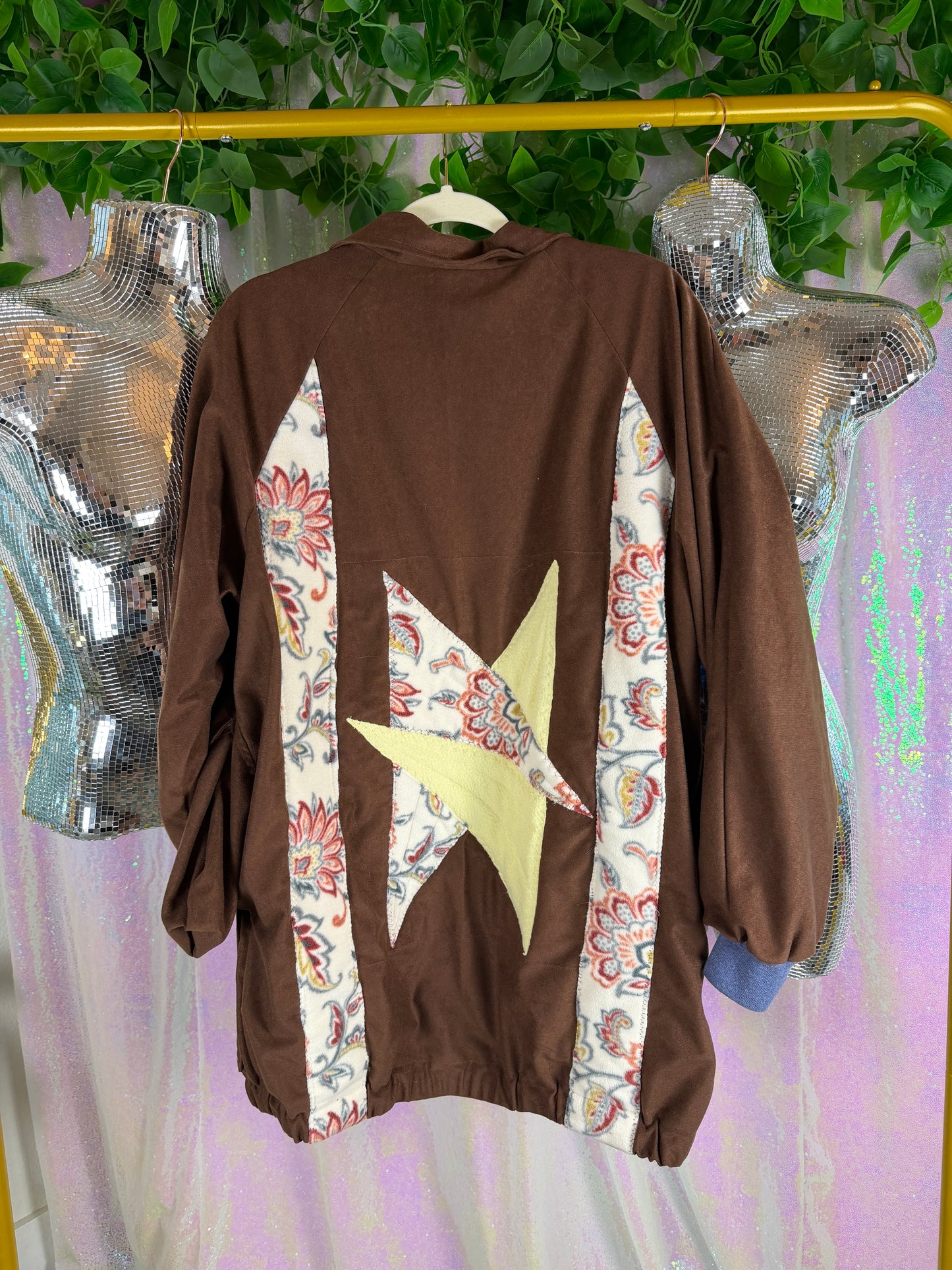 Handmade (L) 🧵☕️🌺🎨 starlight patchwork soft-serve jacket apres ski bum snow boarder coat with reversible zipper(factory tagged: n/a)