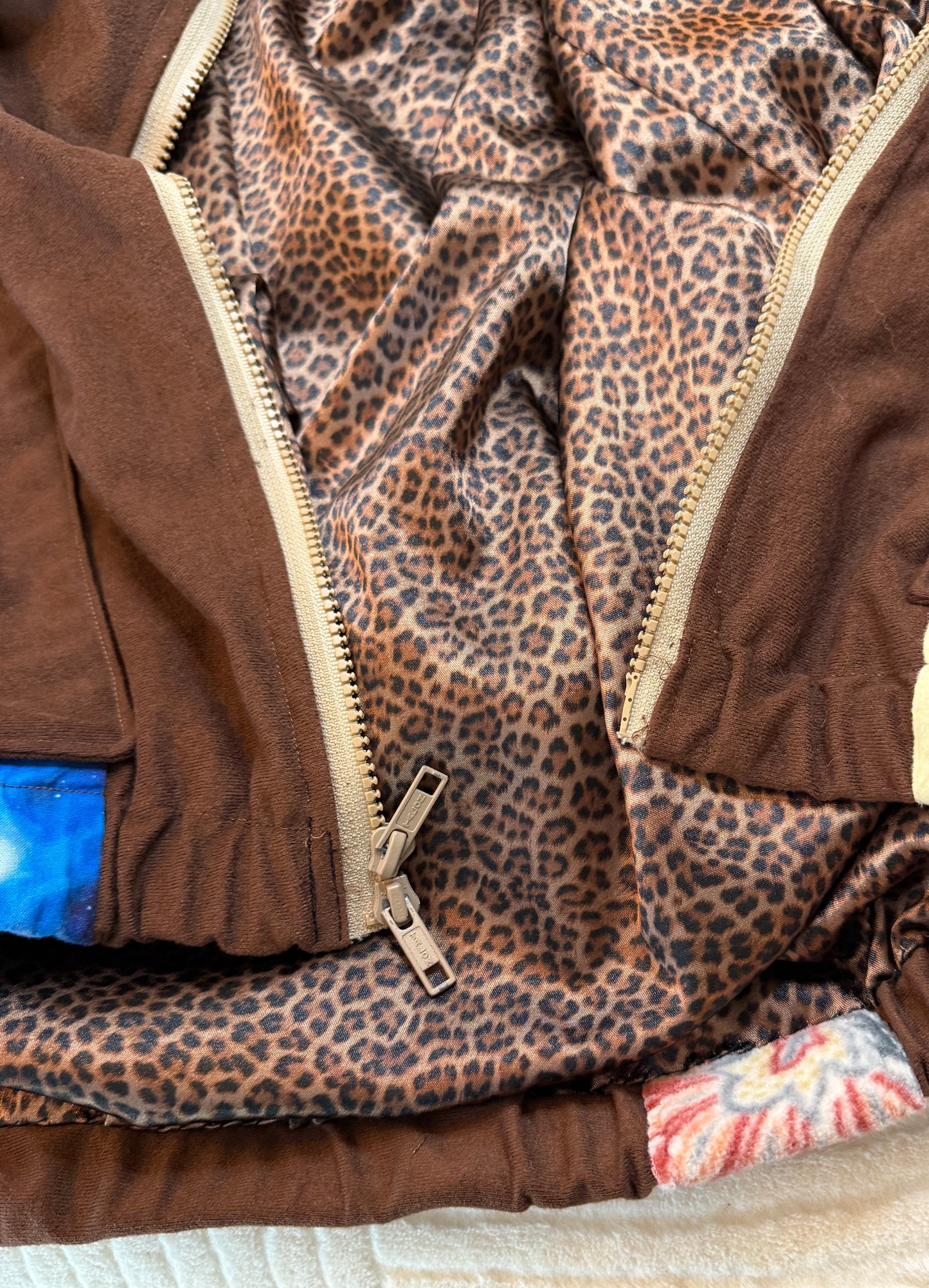 Handmade (L) 🧵☕️🌺🎨 starlight patchwork soft-serve jacket apres ski bum snow boarder coat with reversible zipper(factory tagged: n/a)