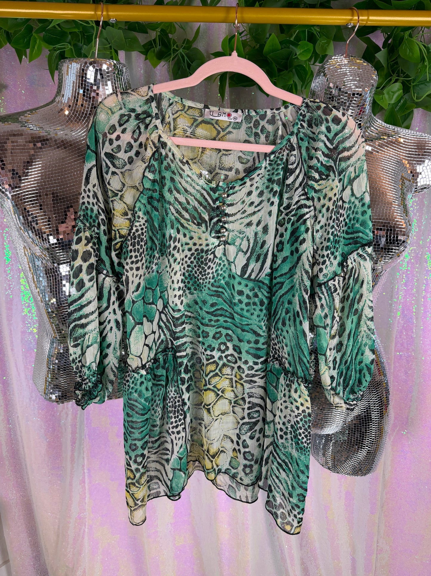 TI AMO (L) 🐍🌿🦋💚 green mixed animal print sheer, jungle siren, early-2000s boho glam (factory tagged: EUR 40)