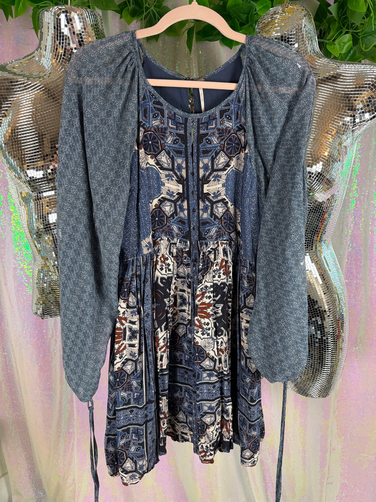 Free People (S) 🌀🫐🌿🧿 mixed-print boho mini dress, washed indigo + slate with earthy accents, folk revival / soft grunge / art-girl layering (factory tagged: XS)