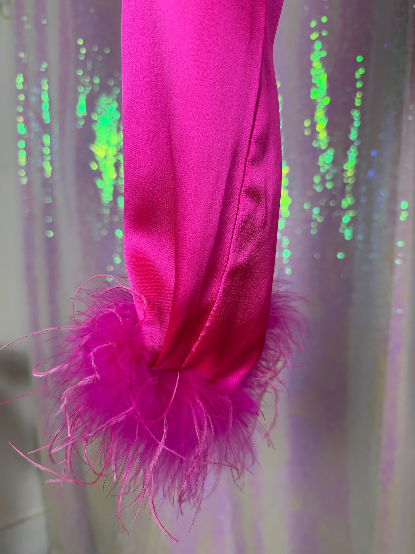 Full-Bag Bundle (L) 💖💋🌺🎀 — fuchsia pink purple barbie, feather mesh satin baddie, Y2K club fairy lace, purple hibiscus auntie goes to the function (factory tagged: M, M, L, L)