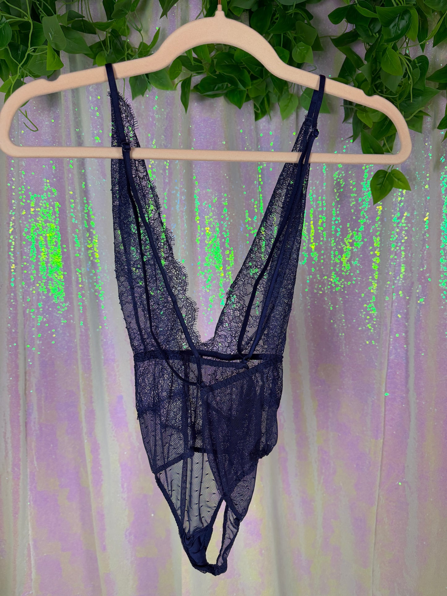 Full-Bag Bundle (M) 🐍🌿🍸🕷️ — jungle rave mesh, silky marble goddess, lime brat faux fur moment, sheer midnight lace (factory tagged: M, UK 8)