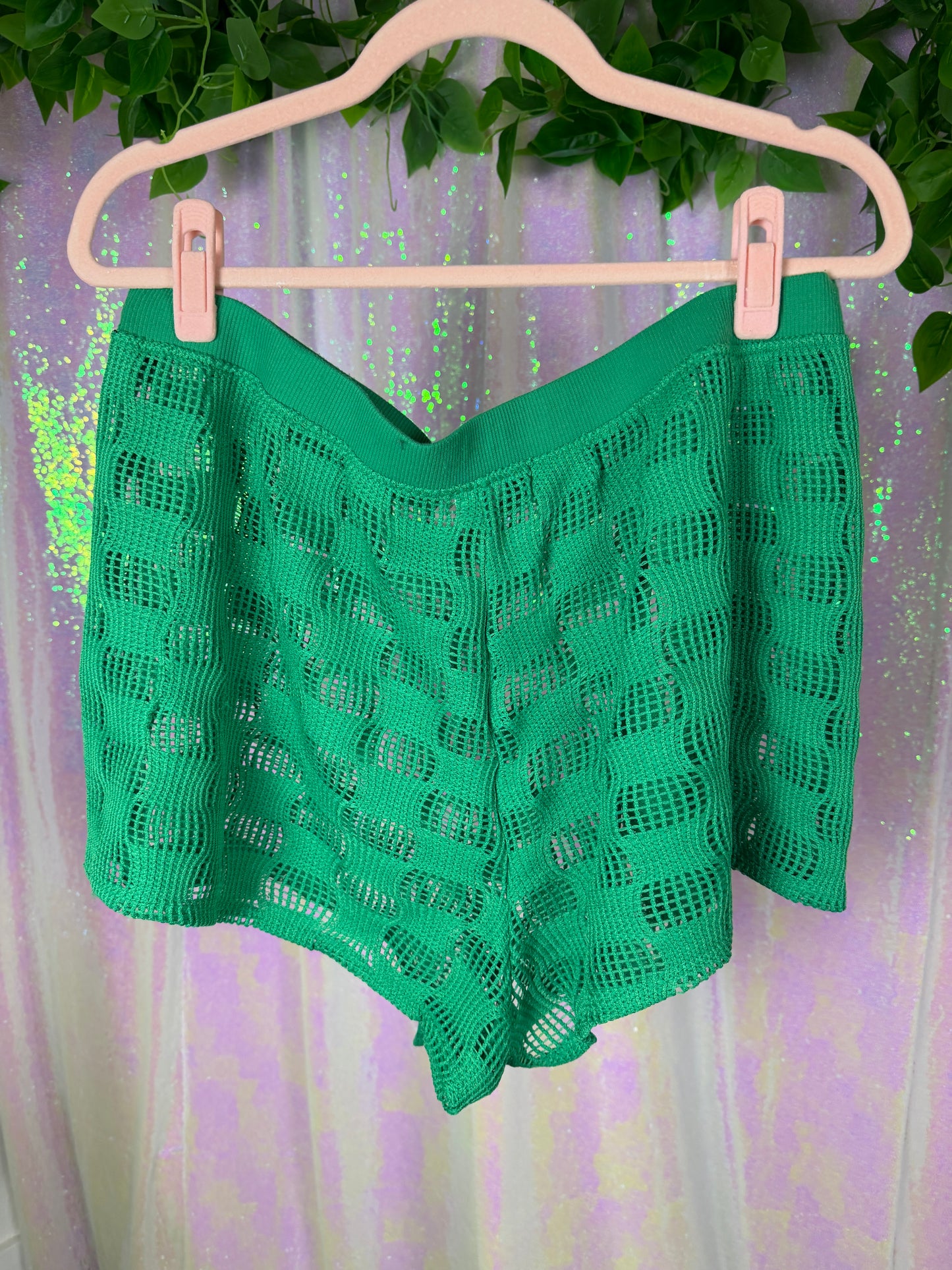 Half-Bag Bundle (XL+) — 🦋🌸🖤💚 fairy y2k butterfly raver, lace layering lingerie, neon green checkered crochet shorts (factory tagged: M, XL+)