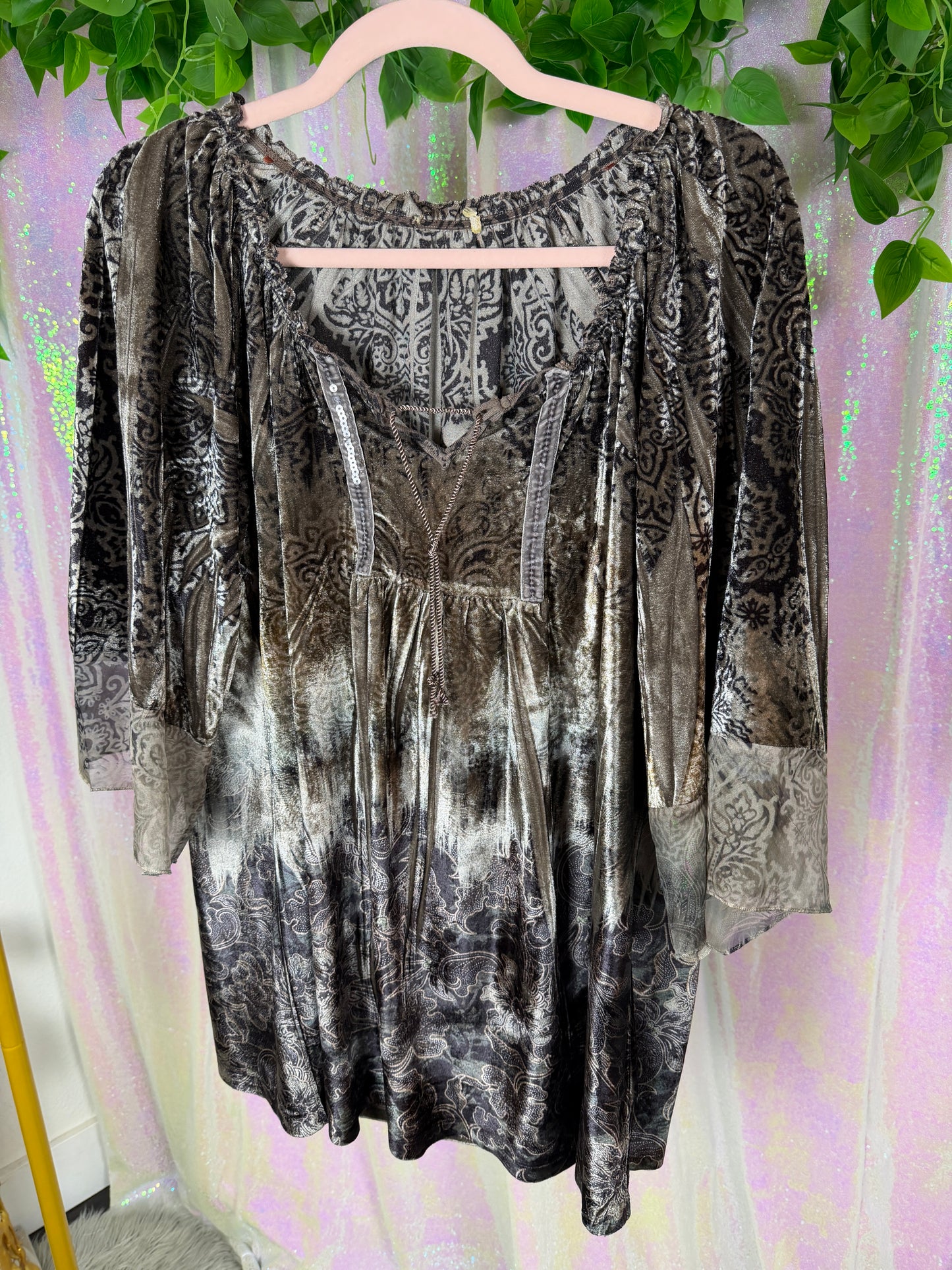 Full-Bag Bundle (L) — 🤎🍂🕯️🪶 dark romantic boho witchy velvet layers, soft grunge flowy floral neutrals (factory tagged: M, L)