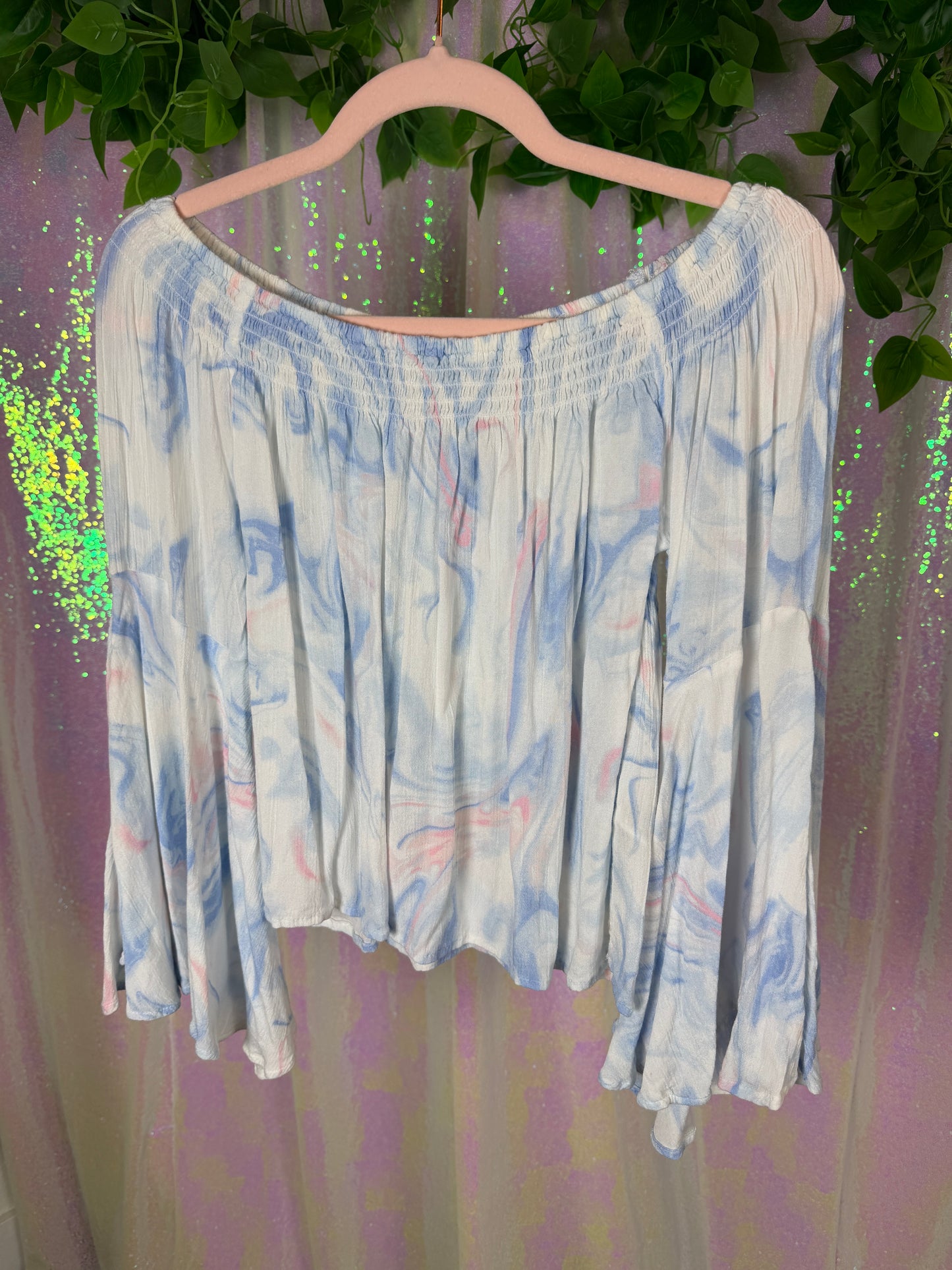 Half-Bag Bundle (M) — 🌀🫧🕊️🎧 soft renaissance raver, liquid marble mesh, sappy sapphic lesbo graphic (factory tagged: M, M, M, no tag)